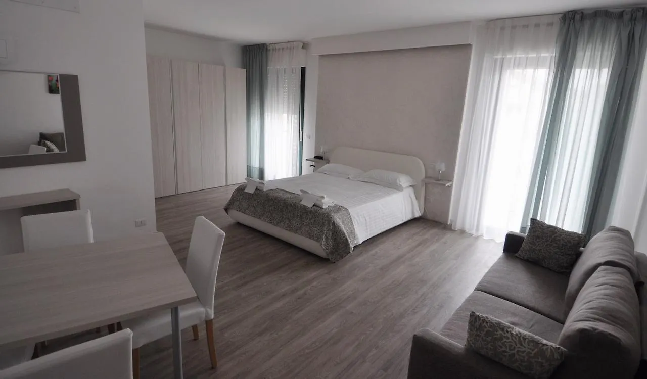 ***  Hotel Eden Park Marina di Montemarciano Italien